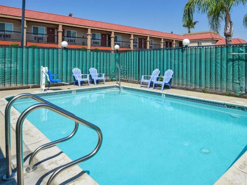 Americas Best Value Inn-Rialto Eksteriør bilde